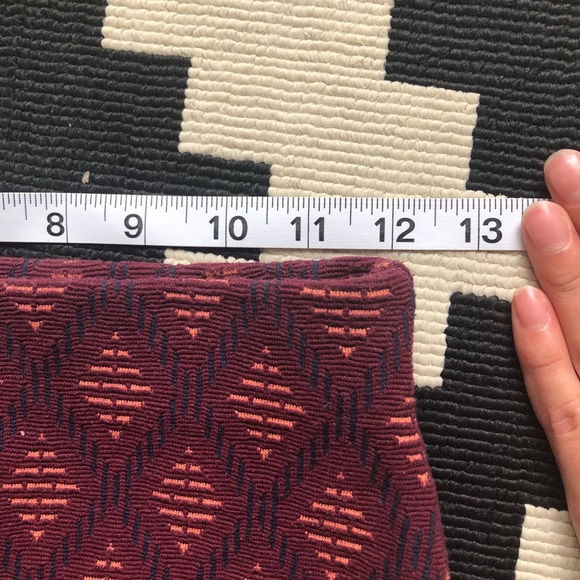 Geometric body con pencil skirt - Picture 5 of 7